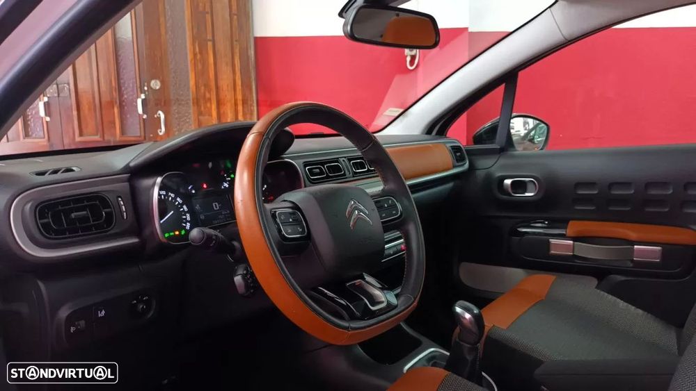 Citroën C3 1.2 PureTech Shine - 26