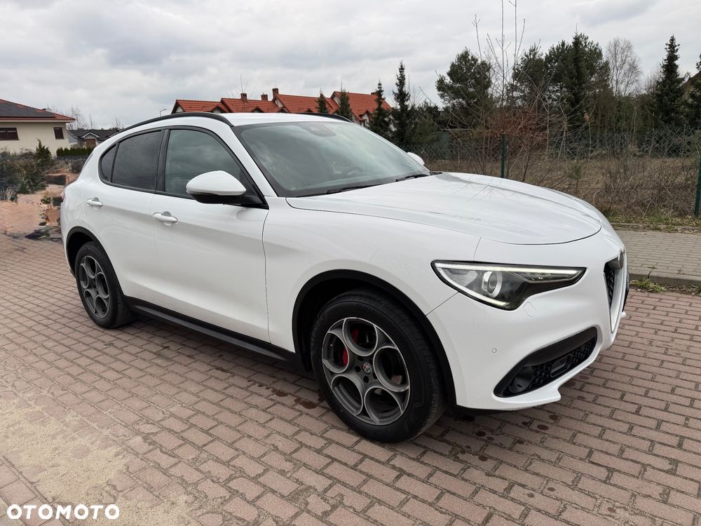 Alfa Romeo Stelvio 2.2 JTDM Executive Q4 - 3