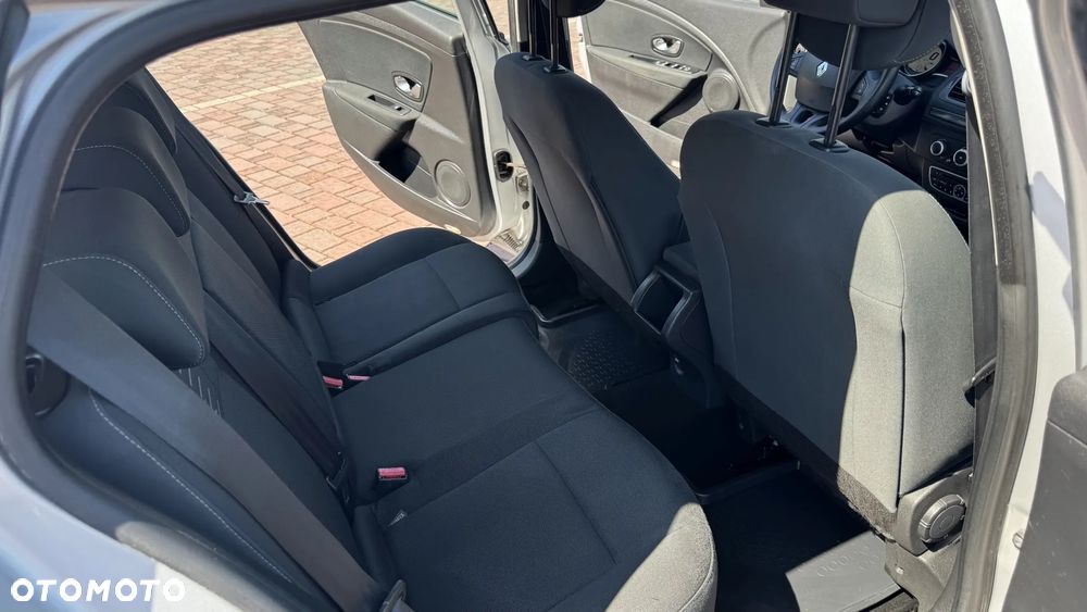 Renault Megane 1.6 16V 110 Expression - 29