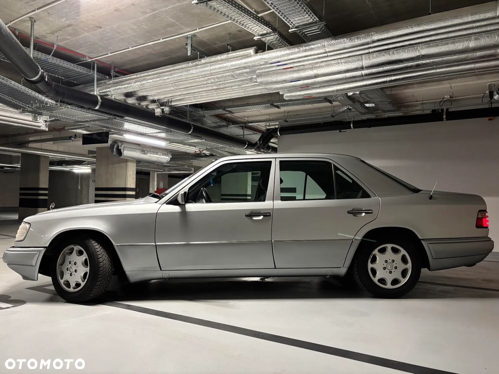 Mercedes-Benz Klasa E - 4