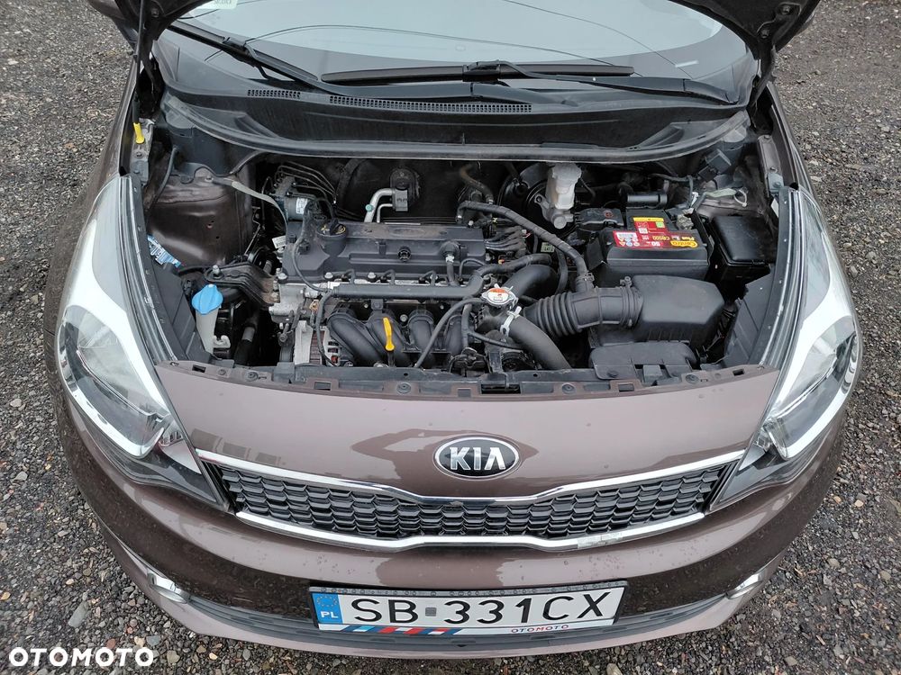 Kia Rio - 26