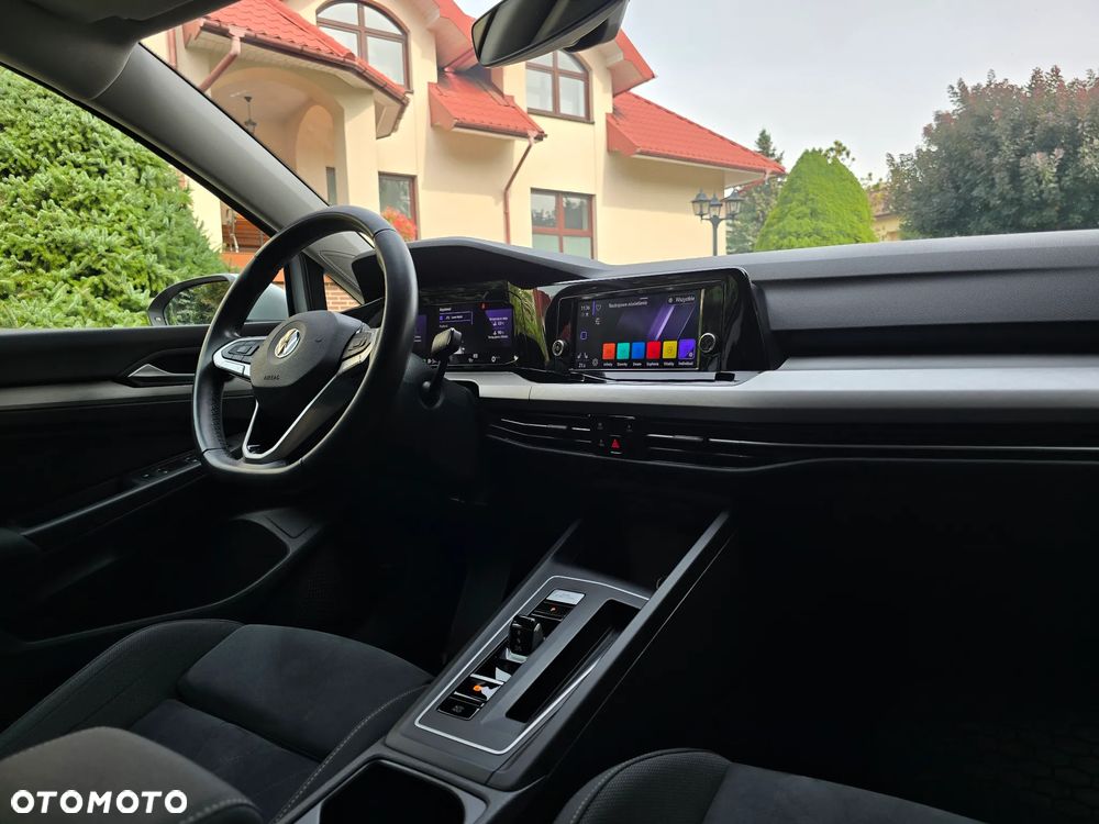 Volkswagen Golf - 29