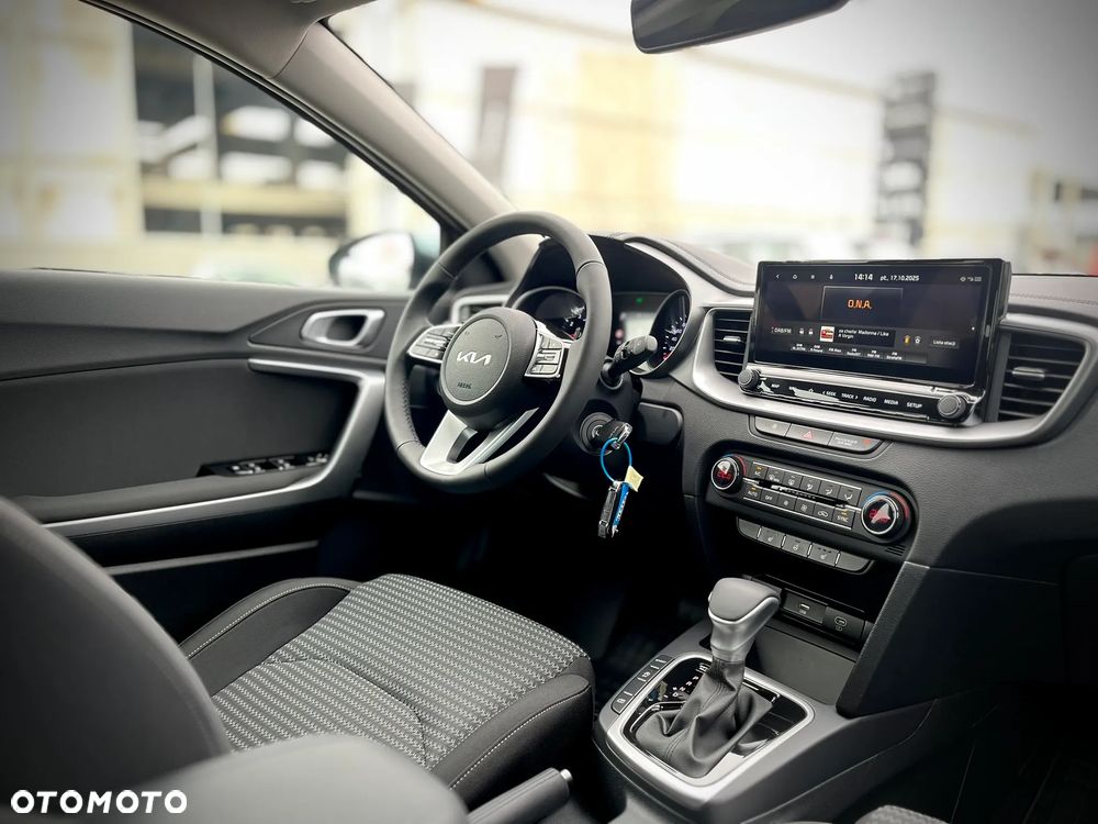 Kia XCeed 1.5 T-GDI M DCT - 24