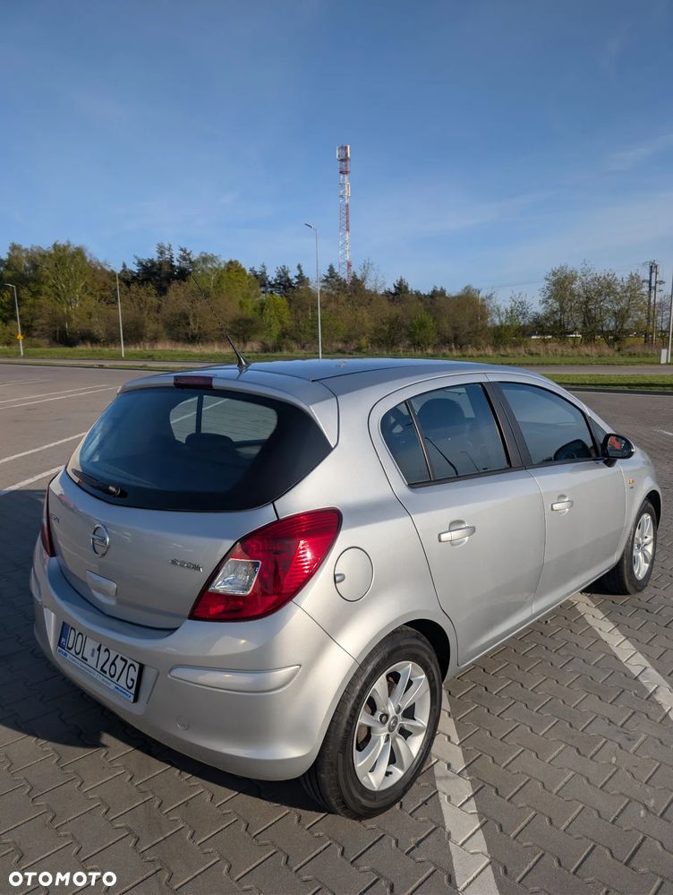 Opel Corsa 1.2 16V Energy - 25