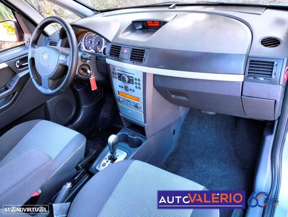 Opel Meriva 1.6 Cosmo Easytronic - 24
