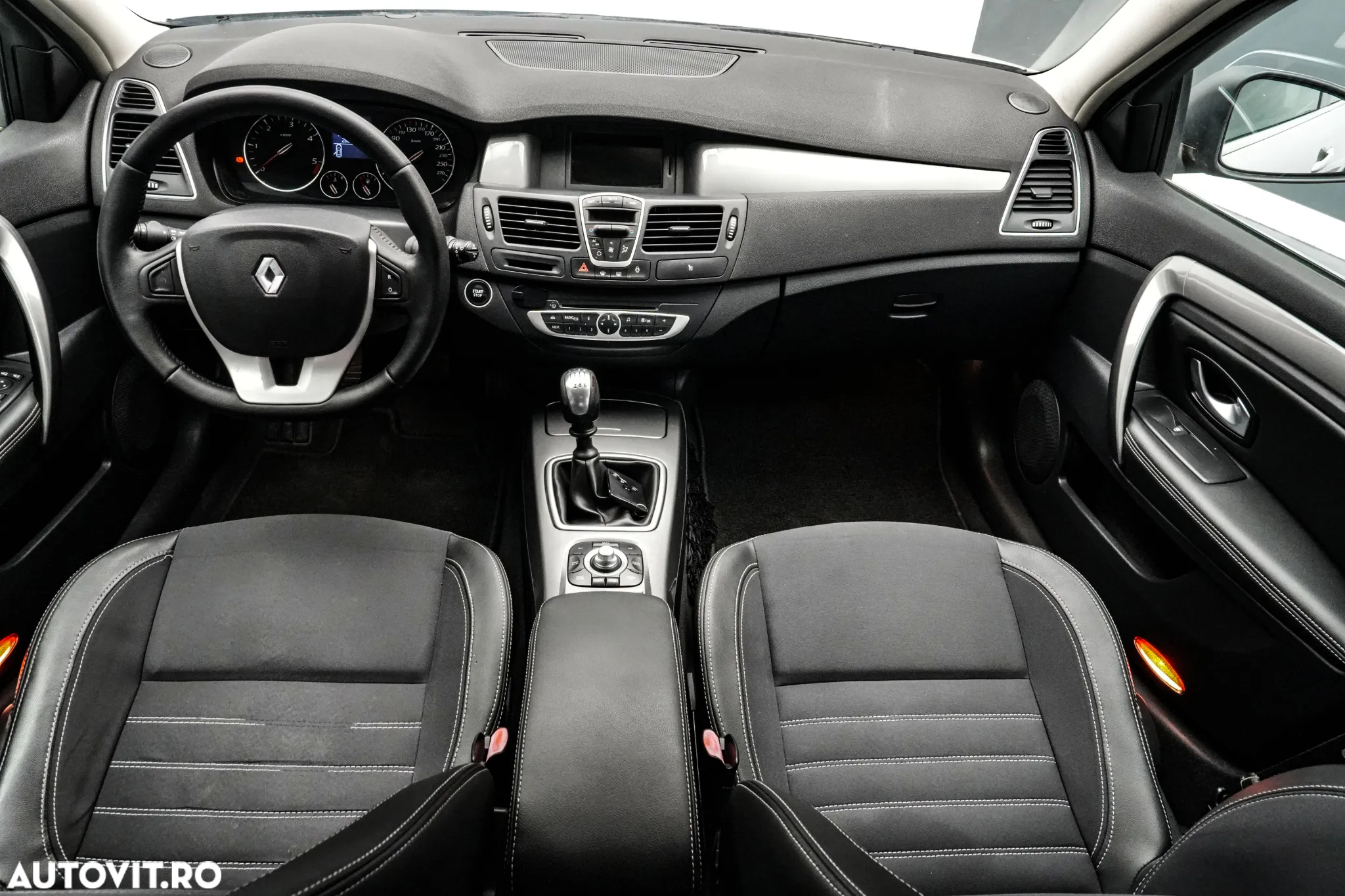 Renault Laguna Navi 2.0dCi Dynamique - 8
