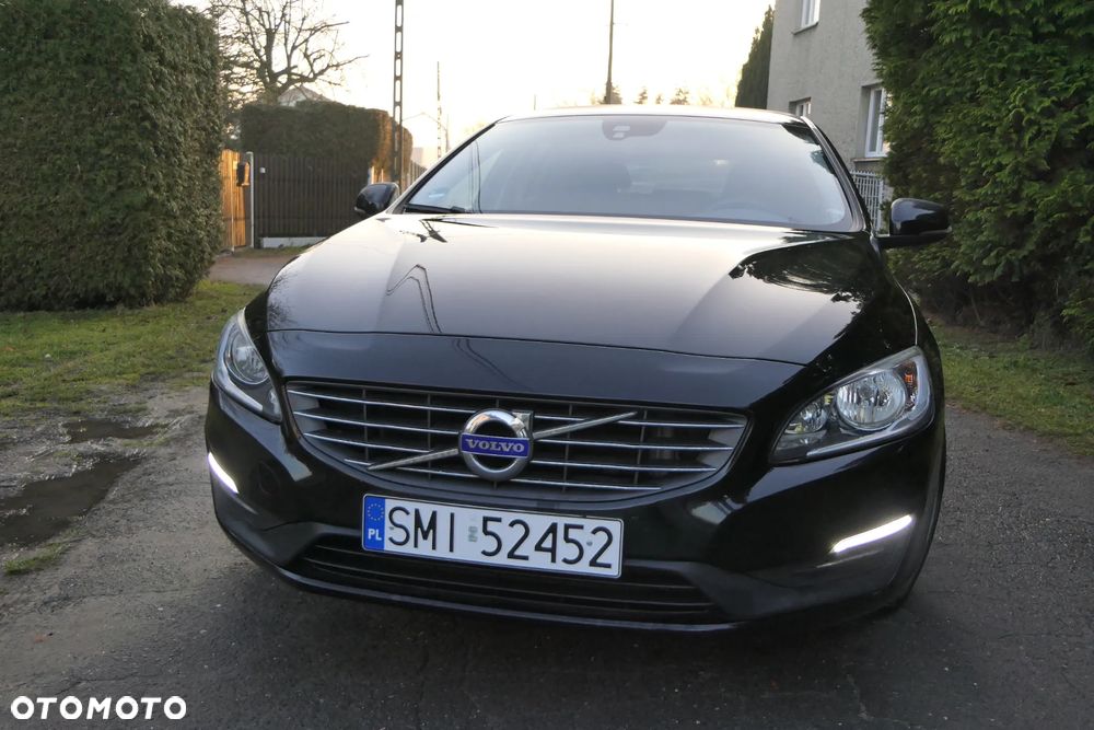 Volvo V60 D2 Drive-E Momentum - 7