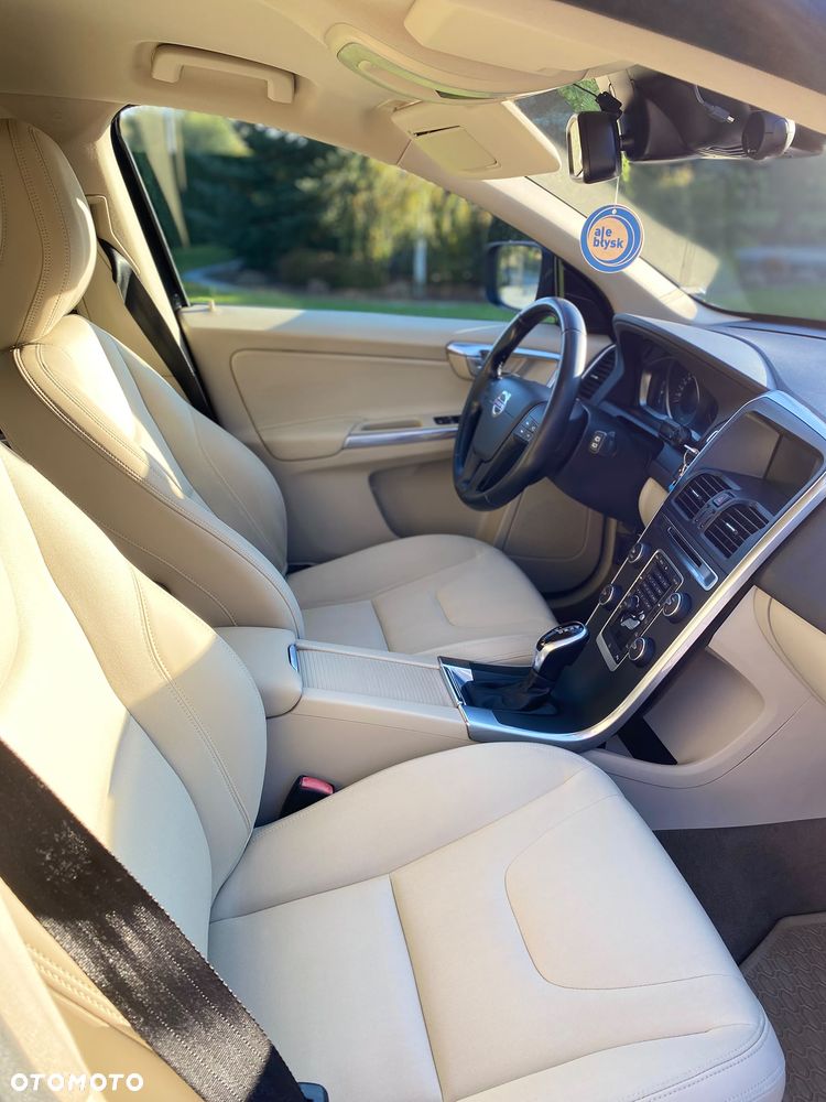 Volvo XC 60 D4 Drive-E Base - 19
