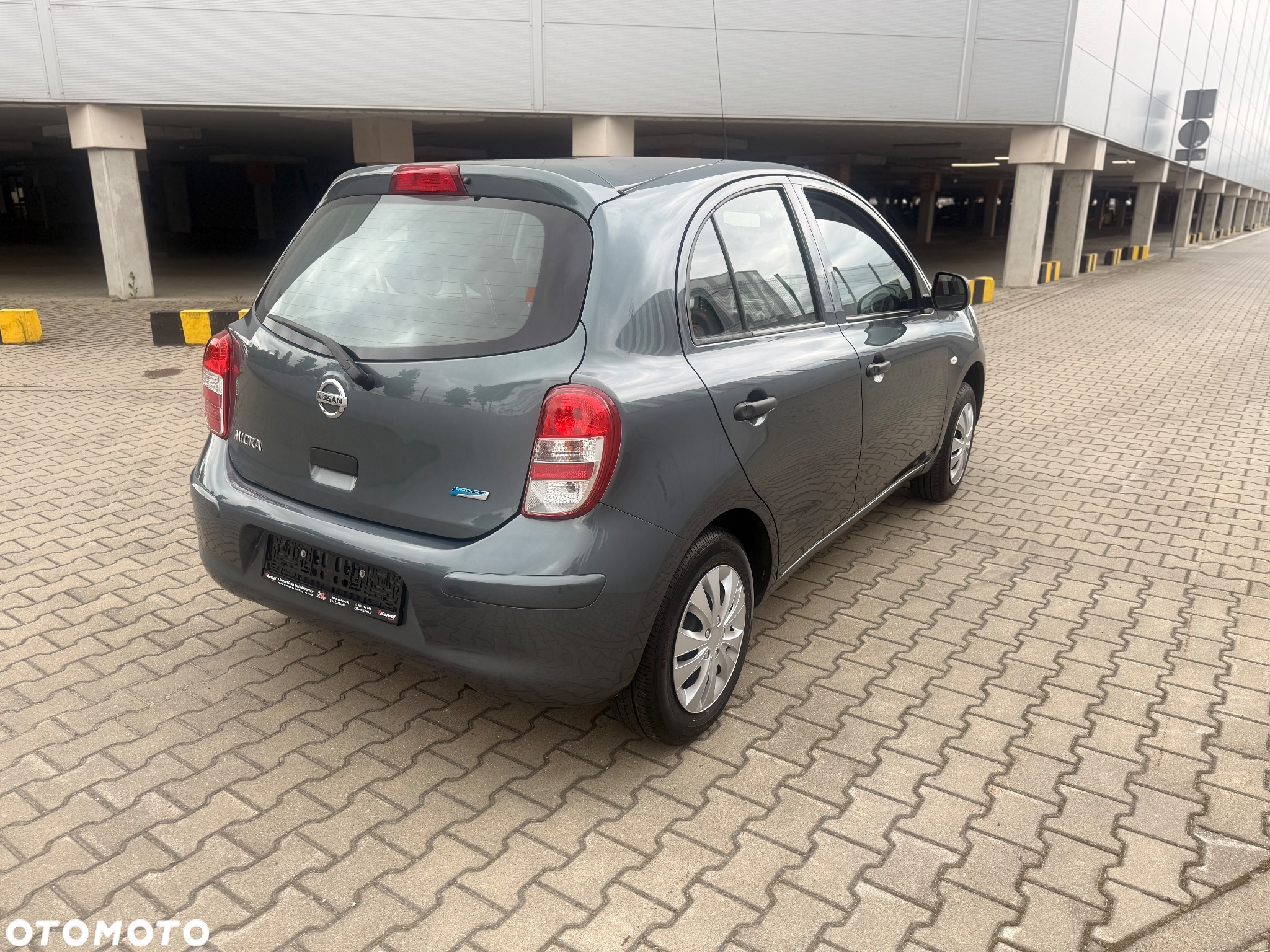 Nissan Micra 1.2 30 Jahre Edition - 6
