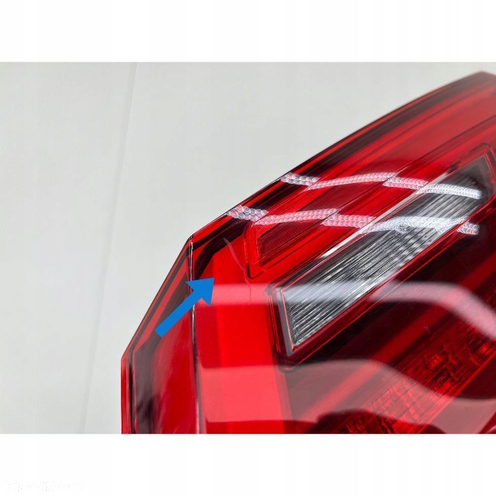 BMW 5 G30 LAMPA PRAWA TYŁ W KLAPĘ LED 7376474 - 10