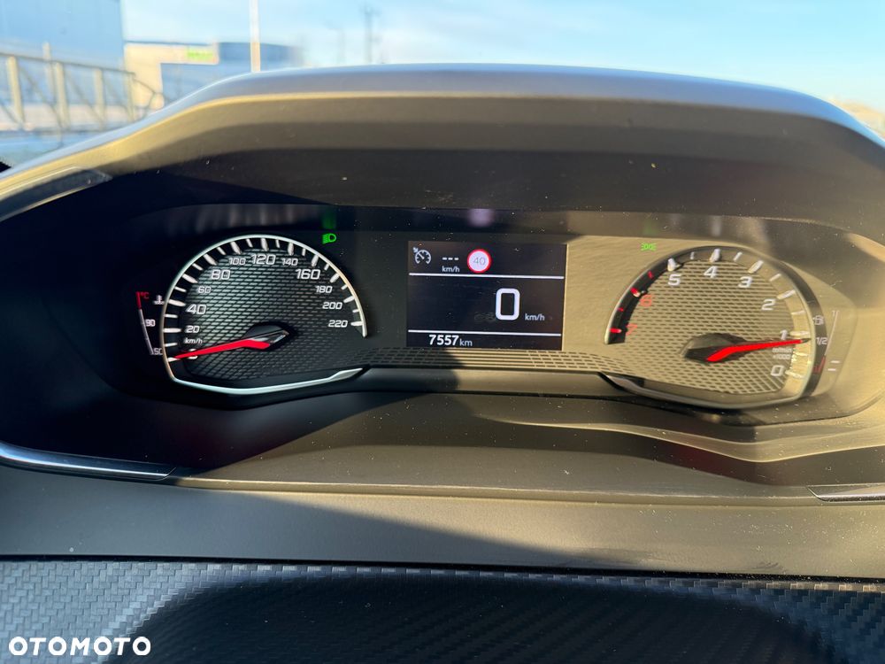 Peugeot 208 PureTech 100 Style - 11