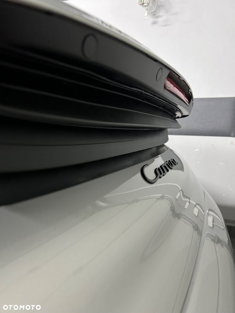 Porsche 911 Carrera - 12