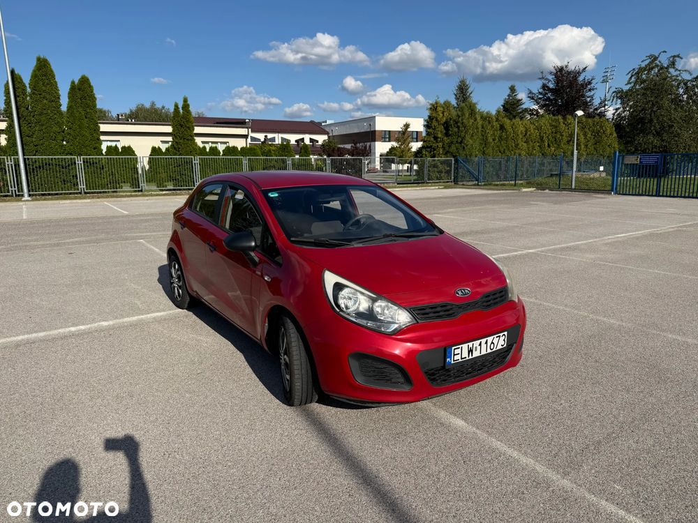Kia Rio - 2
