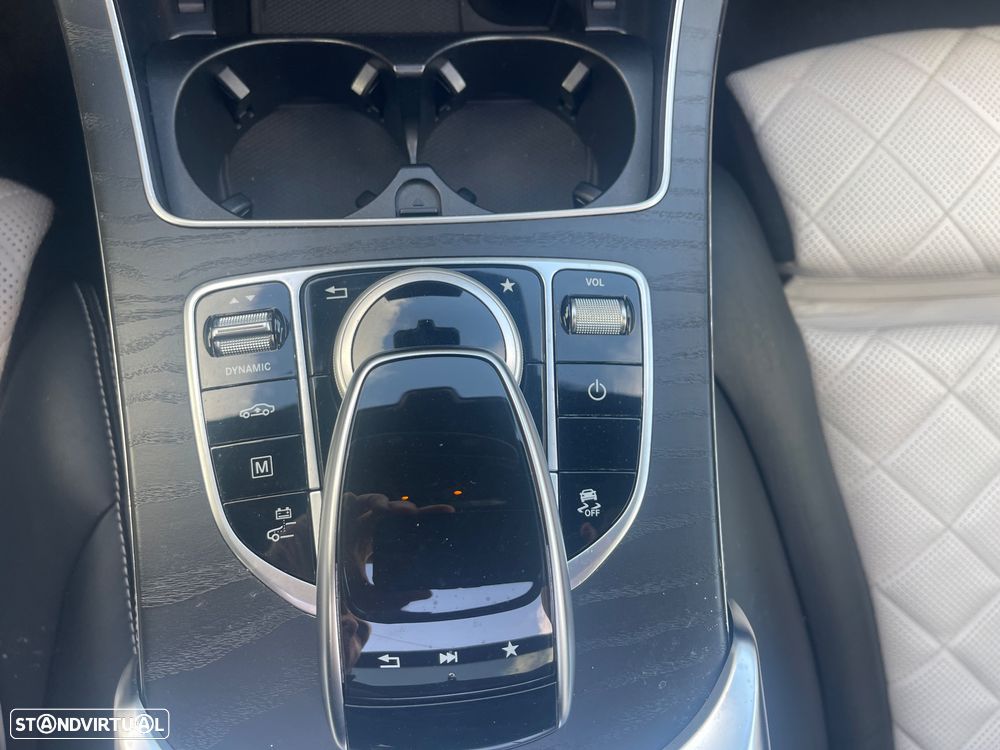 Mercedes-Benz GLC 350 e 4Matic 7G-TRONIC AMG Line - 26