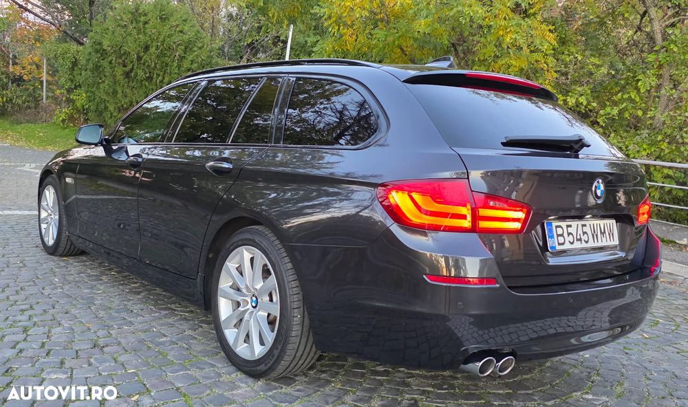 BMW Seria 5 520d Touring Aut. Luxury Line - 2