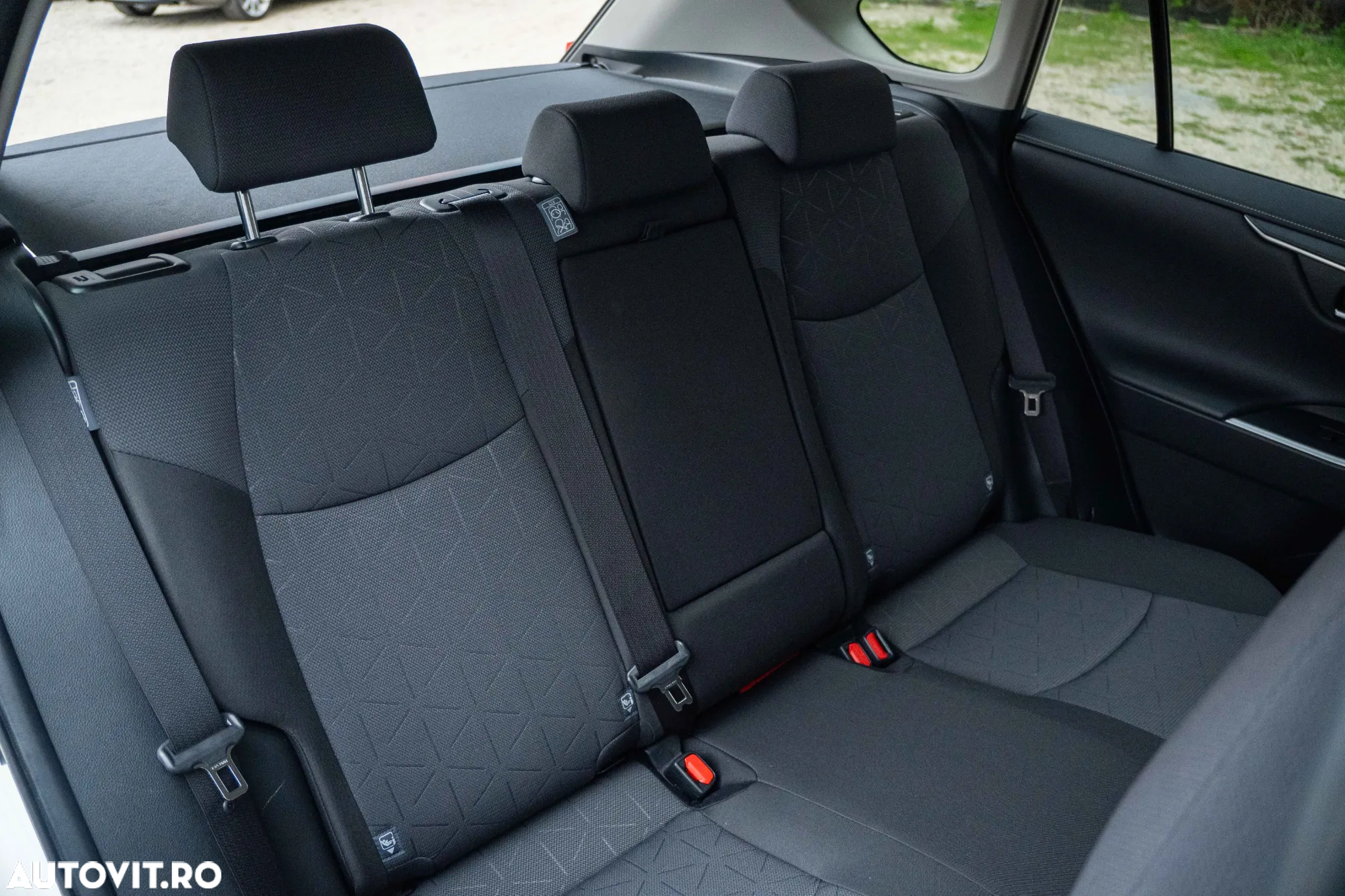 Toyota RAV4 2.5 Hybrid VVT-iE 4x2 Dynamic - 37