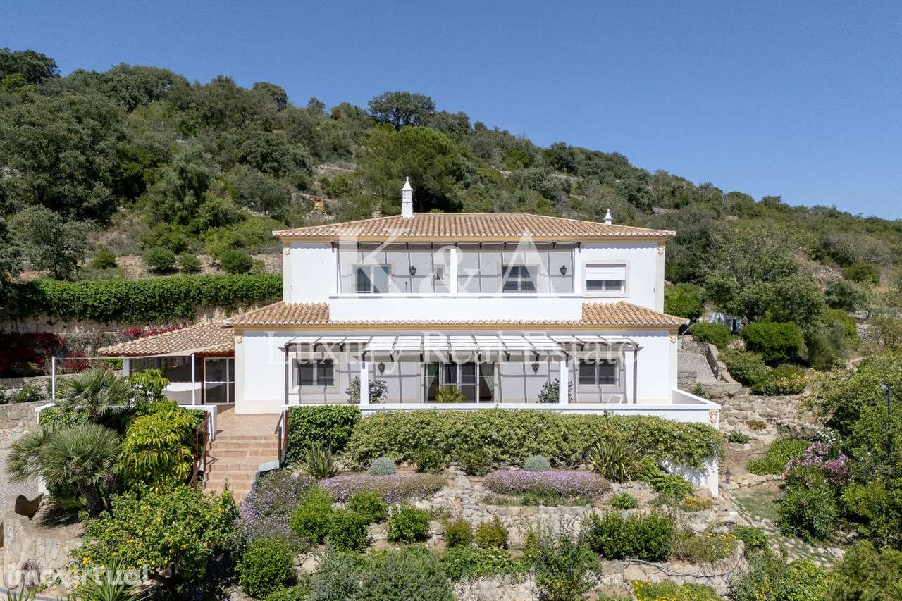 Quinta com duas casas independentes, no Algarve Central. - Grande imagem: 3/38