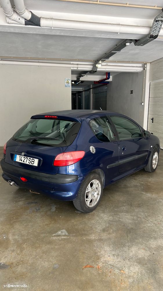 Peugeot 206 1.1 XR - 3