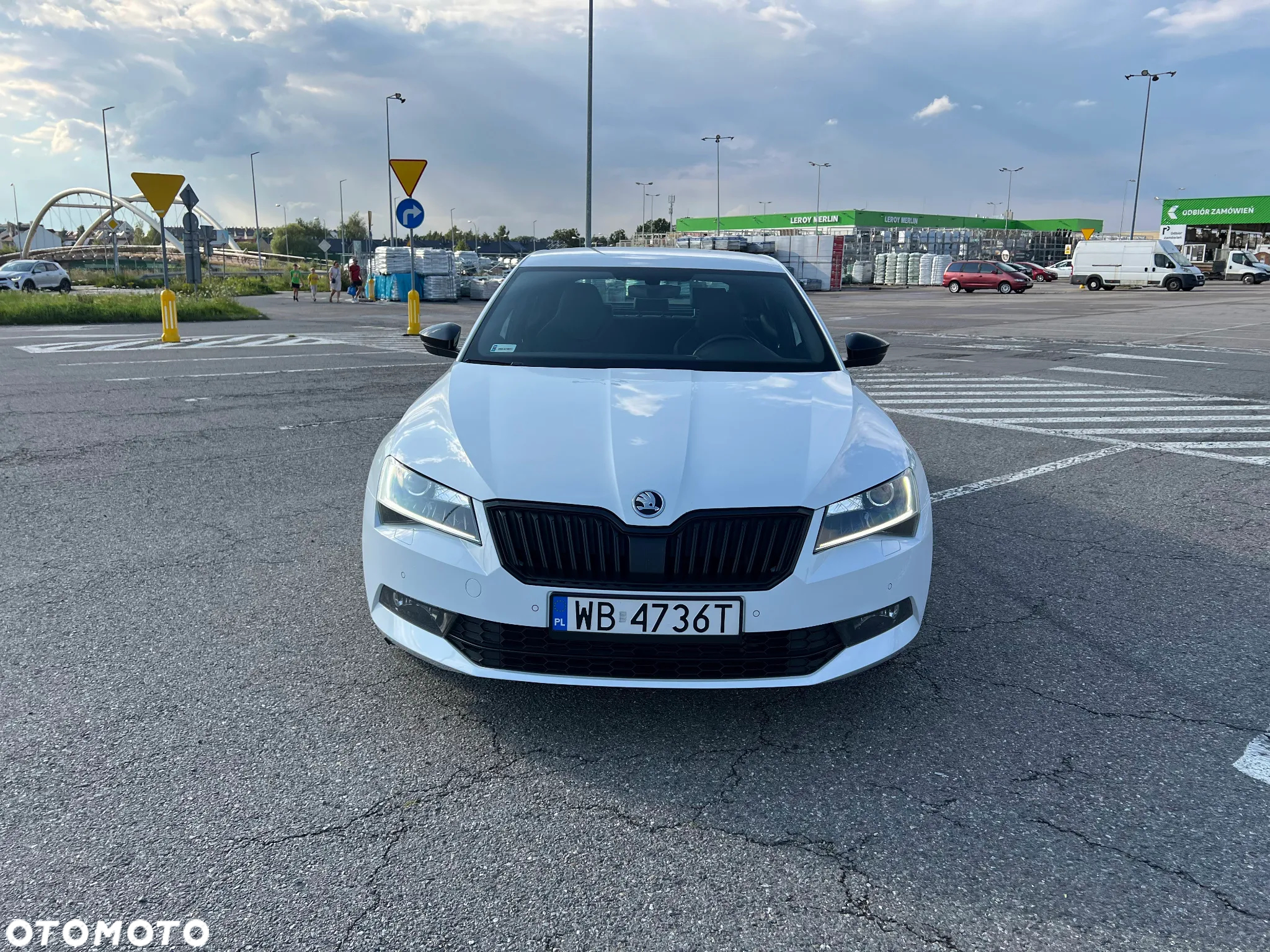Skoda Superb 2.0 TDI Sportline DSG - 11