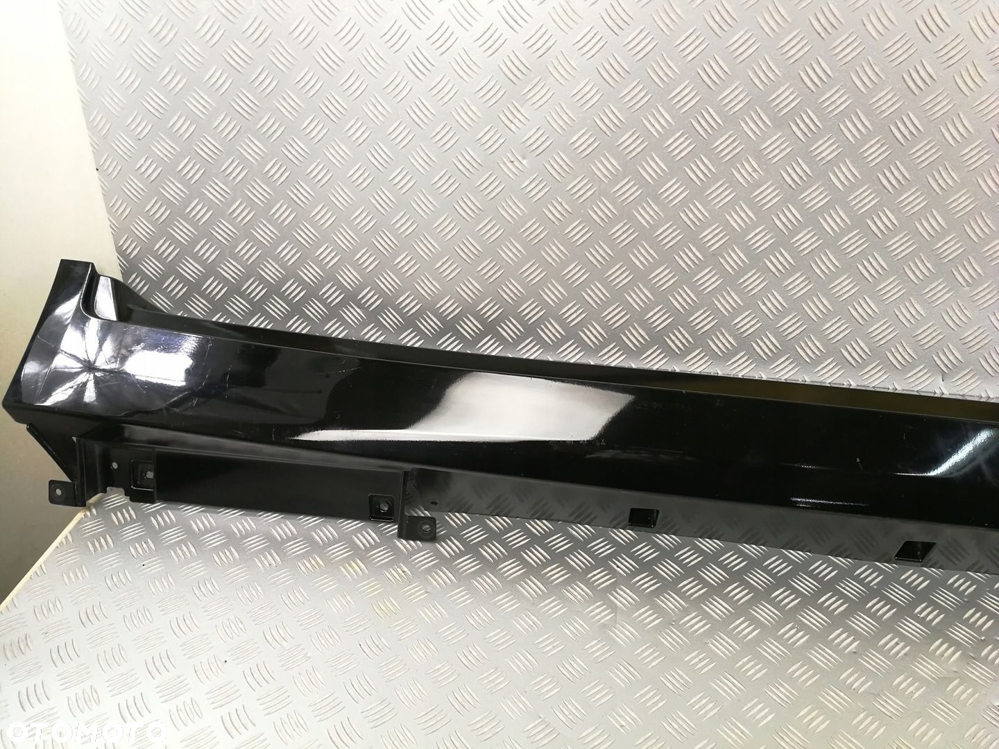76850-4GA0H próg listwa progowa prawa INFINITI Q50 - 4