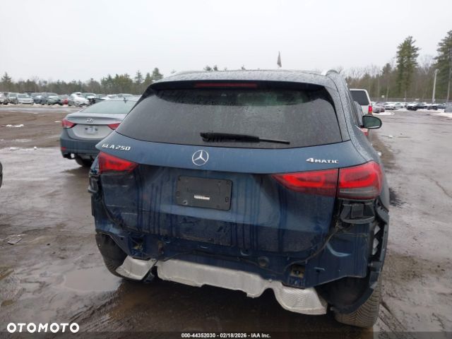 Mercedes-Benz GLA 250 4Matic 8G-DCT Edition 2021 - 9