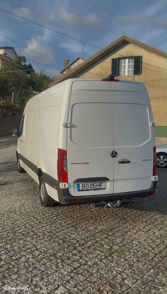 Mercedes-Benz Sprinter - 6