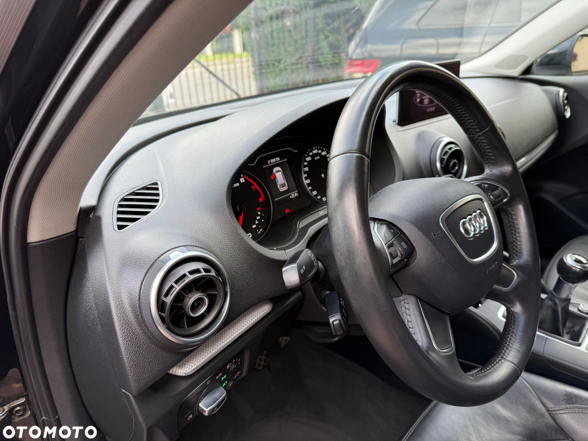Audi A3 1.8 TFSI Sportback Attraction - 17