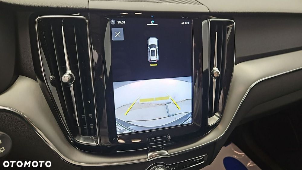 Volvo XC 60 B4 D Core - 21