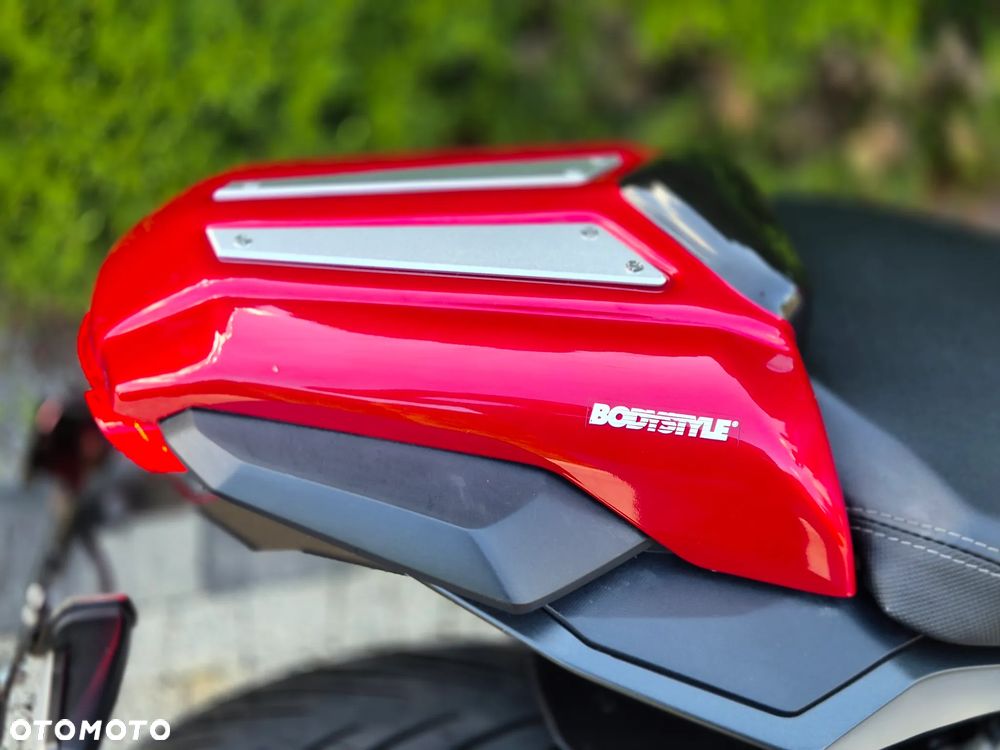Honda CB - 16