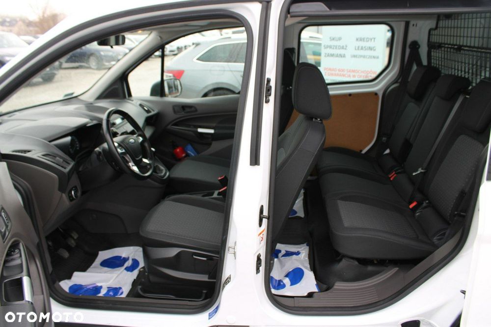 Ford Transit Connect - 13