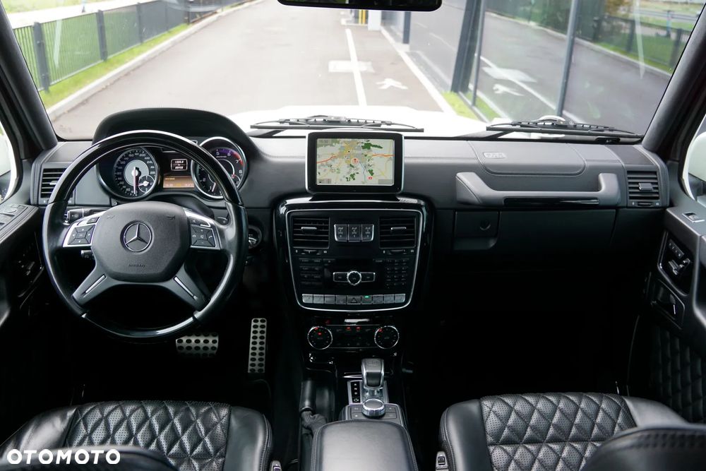 Mercedes-Benz Klasa G AMG 63 AMG SPEEDSHIFT 7G-TRONIC - 31