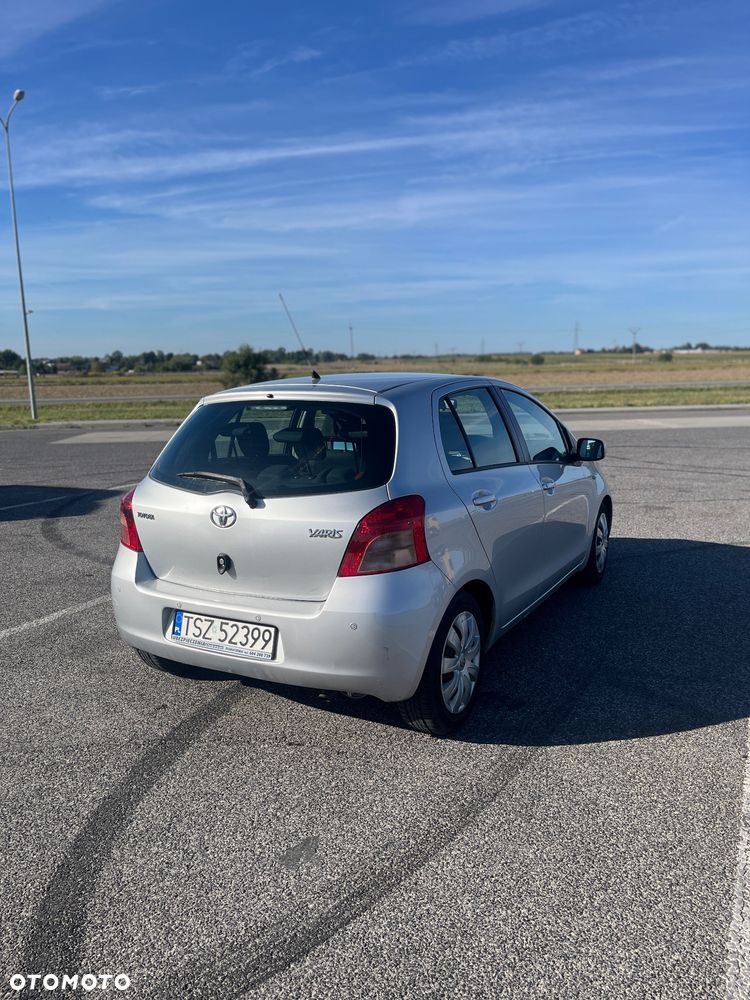 Toyota Yaris - 3