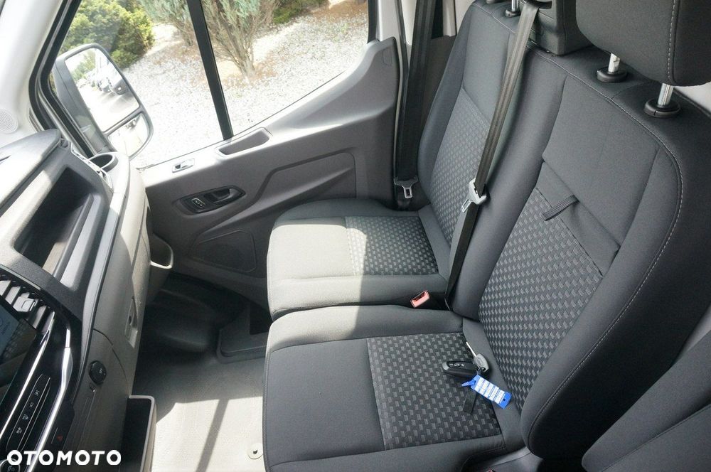 Ford Transit - 17