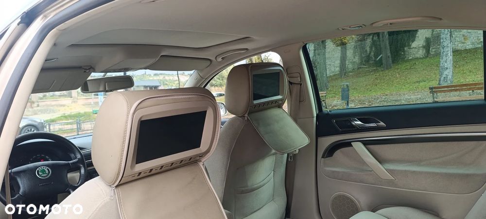 Skoda Superb - 11