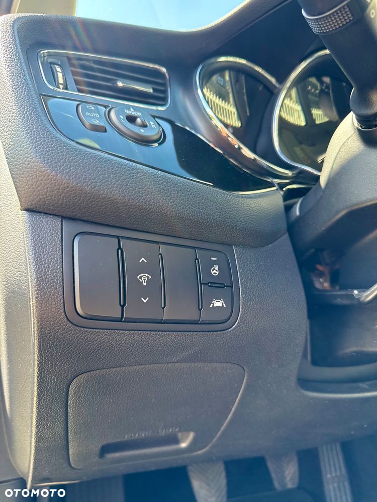 Kia Ceed 1.6 CRDi 128 Platinum Edition - 19