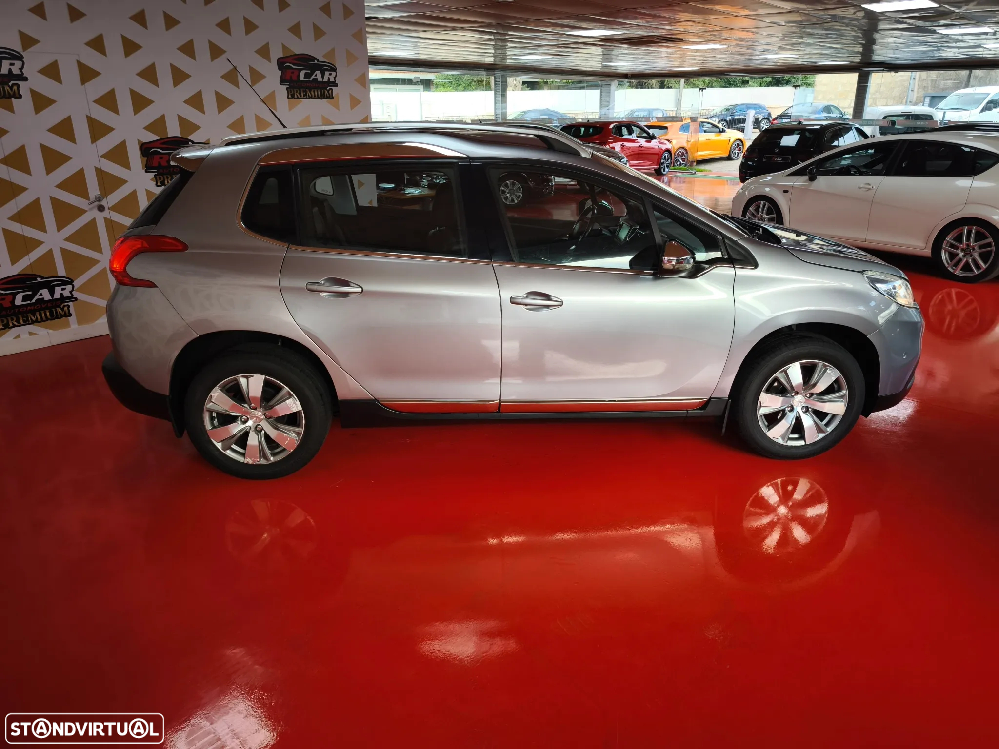 Peugeot 2008 1.6 e-HDi Active - 8