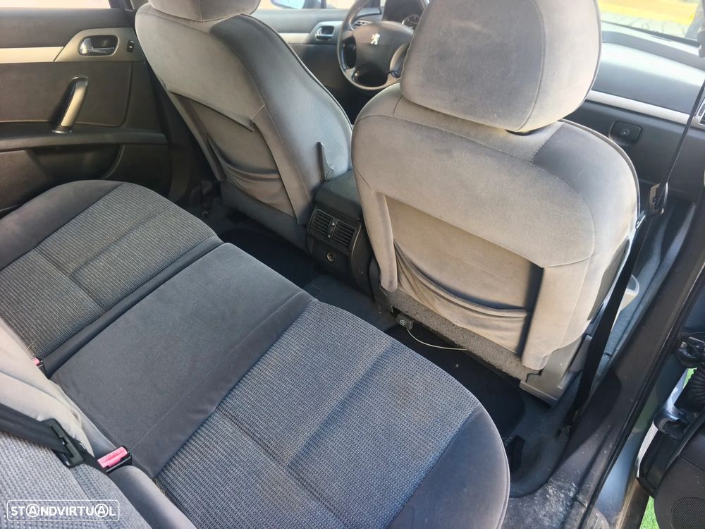 Peugeot 407 SW 1.6 HDi Premium - 15