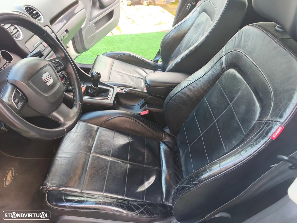 SEAT Exeo 2.0 TDI Sport - 16