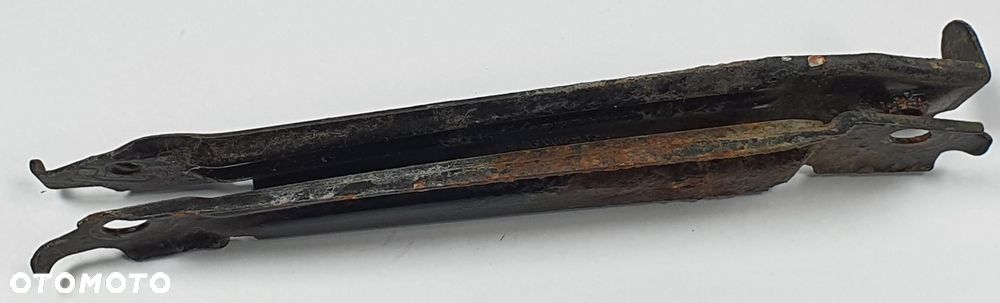 ŚLIZG ZDERZAKA LEWY MERCEDES W245 A1698850314 - 2