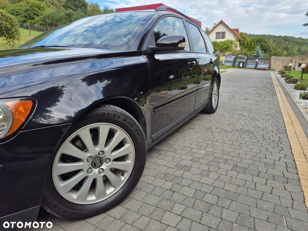 Volvo V50 - 25