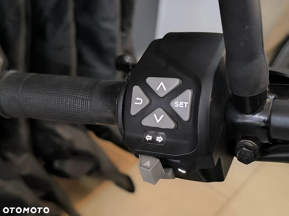 KTM Duke 125 - 18