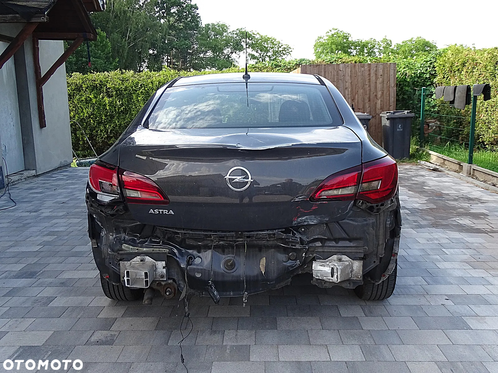 Opel Astra IV 1.4 Active - 13