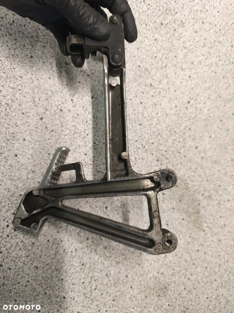 Set lewy tył, podnożek pasażera Honda CBR 600 CBR600 F3 - 8