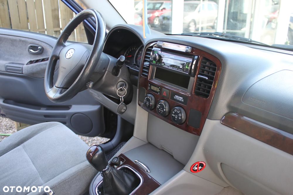 Suzuki Grand Vitara - 17