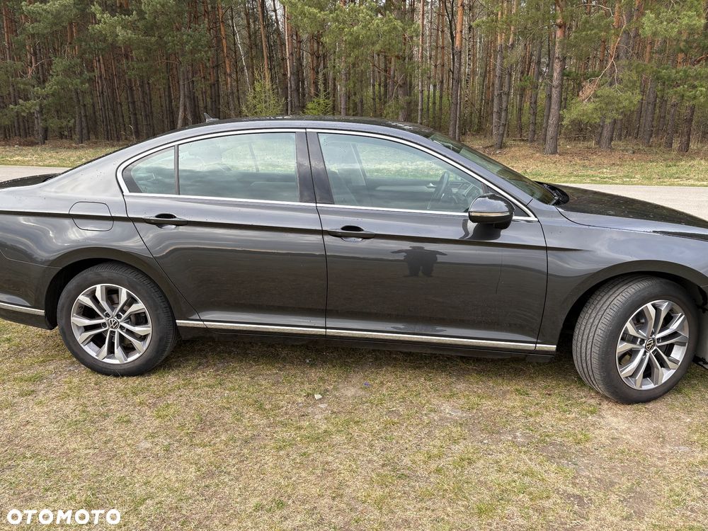Volkswagen Passat 2.0 TSI Elegance DSG - 4