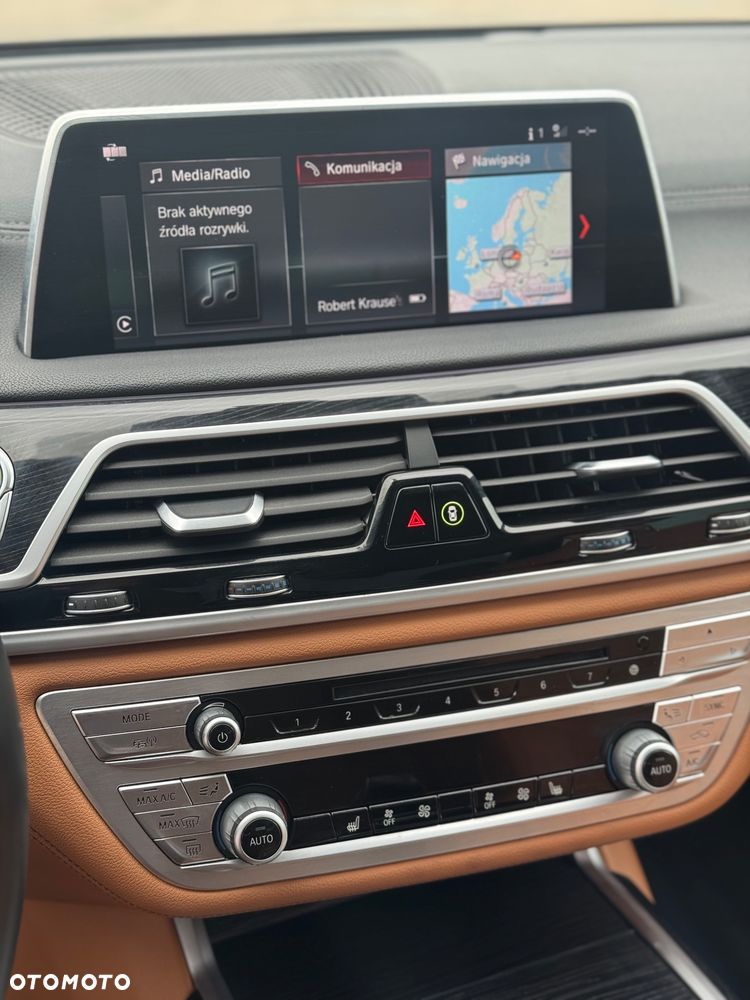 BMW Seria 7 730d xDrive sport - 27
