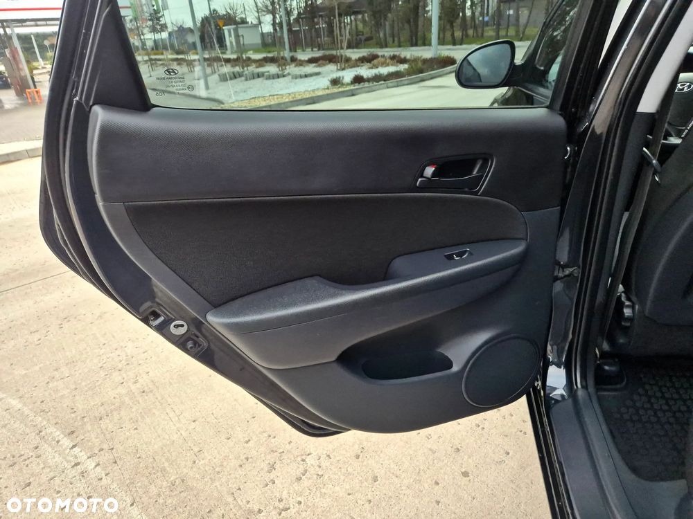 Hyundai i30 1.4 Blue Comfort - 17