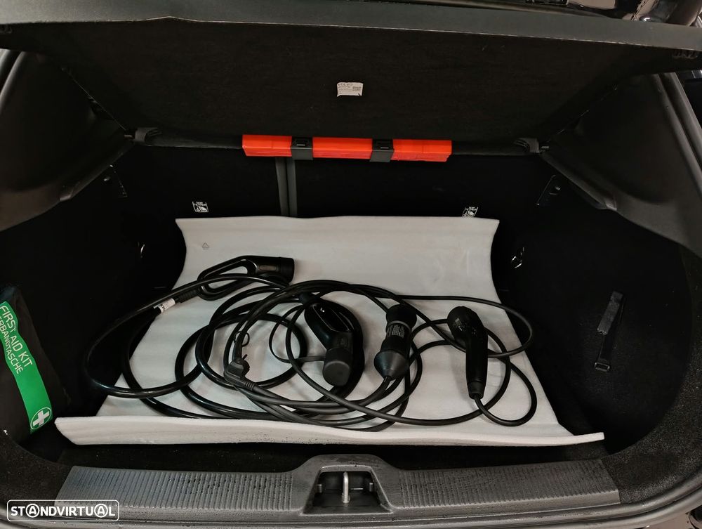 Volvo EX30 51 kWh Single Motor Plus - 43