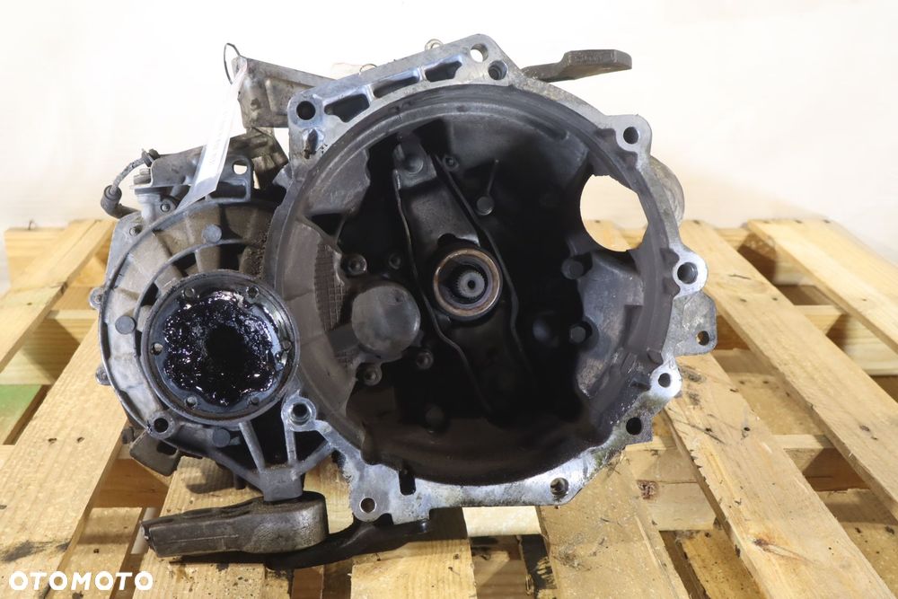 SKRZYNIA BIEGÓW 6 BIEGOWA VOLKSWAGEN PASSAT B6 2.0FSI GXV - 1