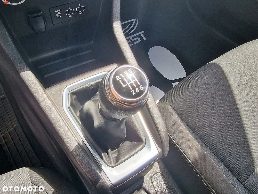 Renault Clio - 17